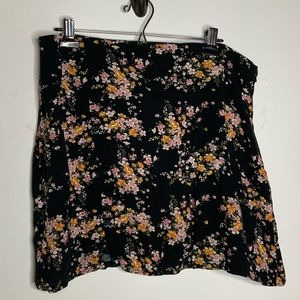American Eagle Floral Mini Skirt